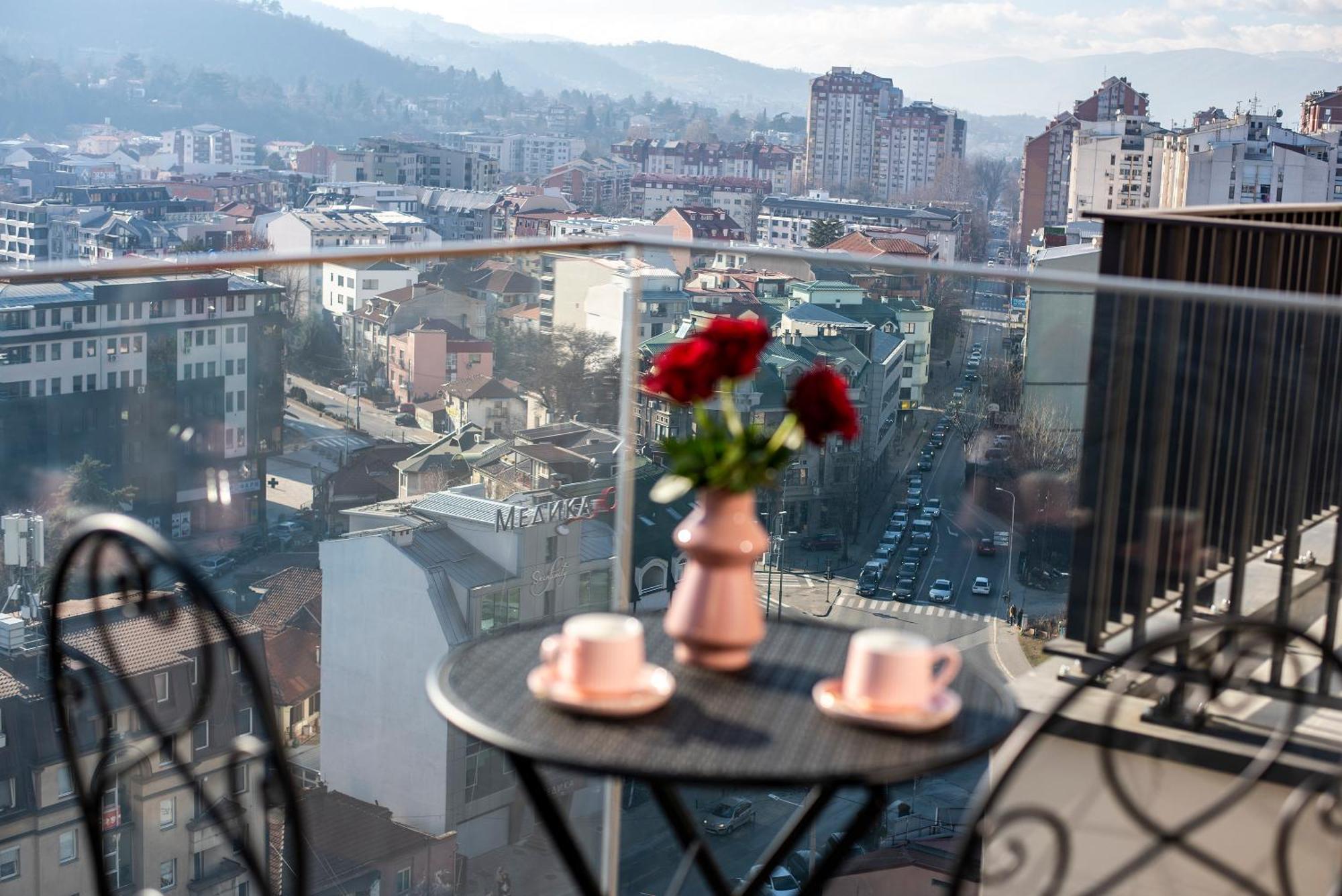 Lux Apartment Diamond-Limak Center Skopje Bagian luar foto