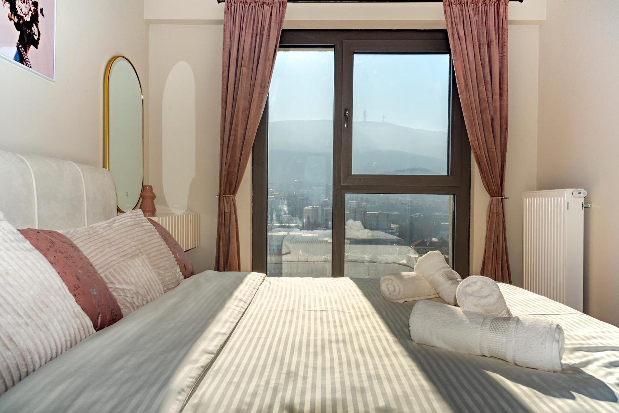 Lux Apartment Diamond-Limak Center Skopje Bagian luar foto